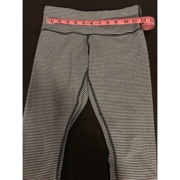 Lululemon Wunder Under Crop II (Roll Down) Gingham Luon White Black - Size 4 - Picture 5 of 9